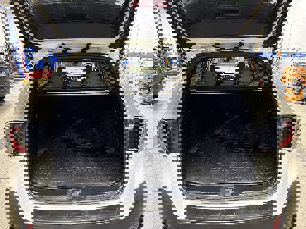 Used 2021 Subaru Outback Limited image 11