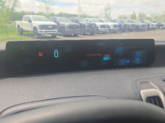 Used 2025 Ford Expedition Max Active AWD/4WD image 41