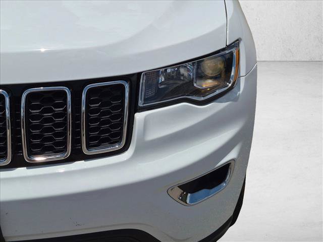 Used 2022 Jeep Grand Cherokee Laredo E AWD/4WD image 9