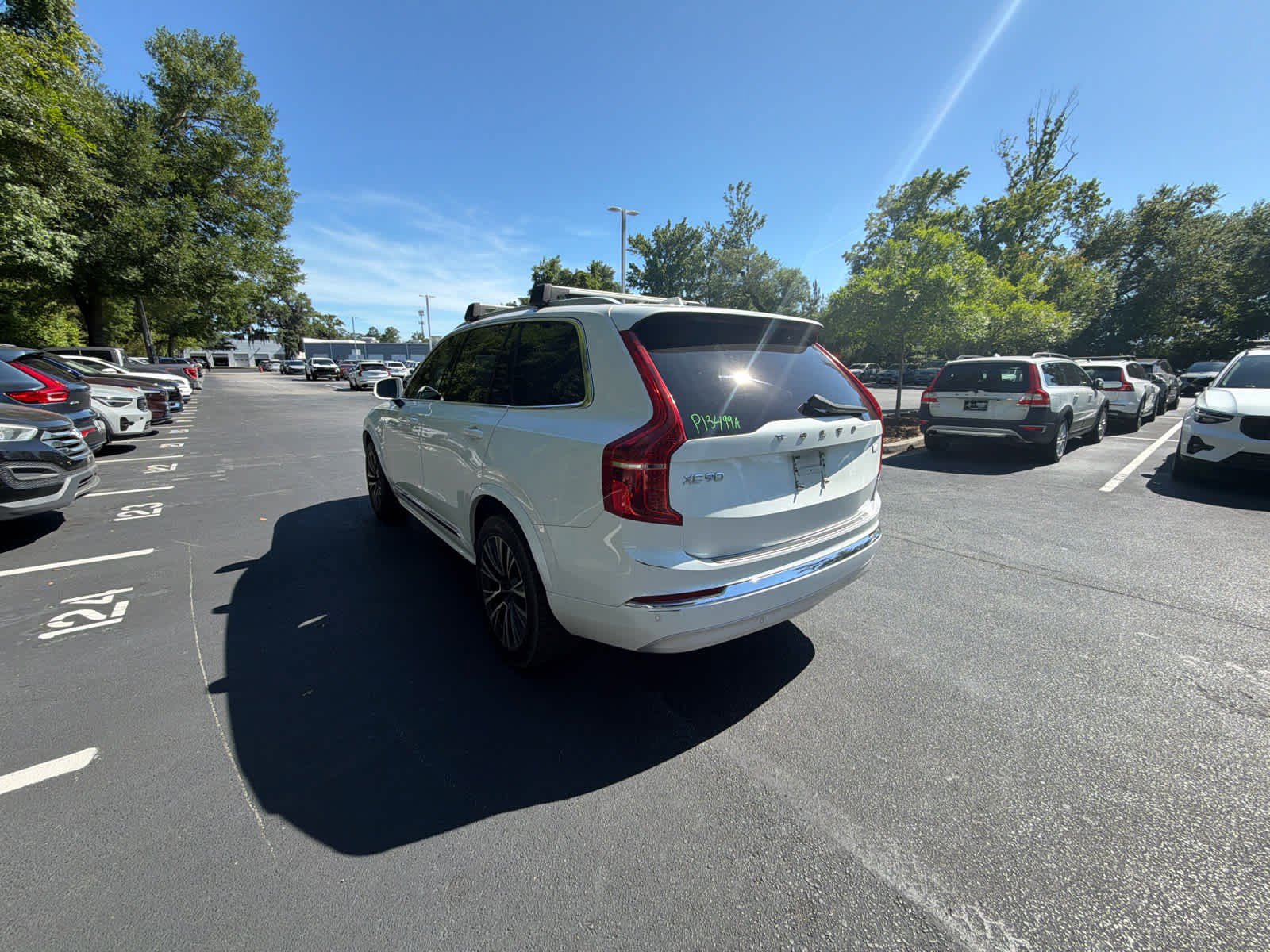Used 2022 Volvo XC90 T8 Inscription Expression AWD/4WD image 9