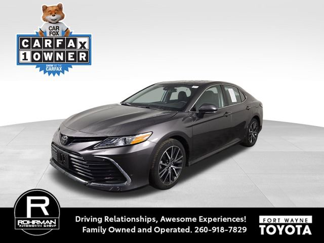 Used 2023 Toyota Camry XLE image 1