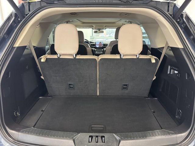 Used 2021 Ford Explorer Limited w/ Equipment Group 301A image 8