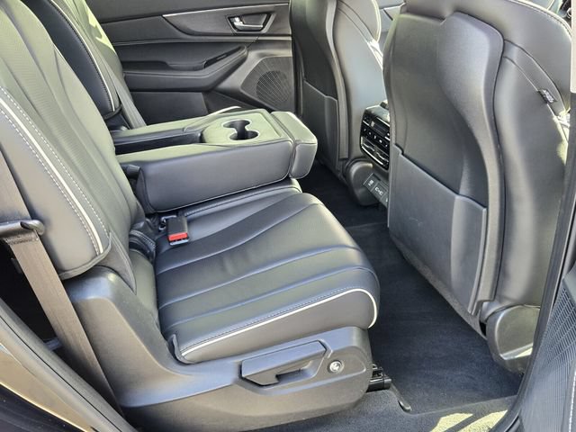 Used 2024 Acura MDX SH-AWD w/ Advance Package image 16