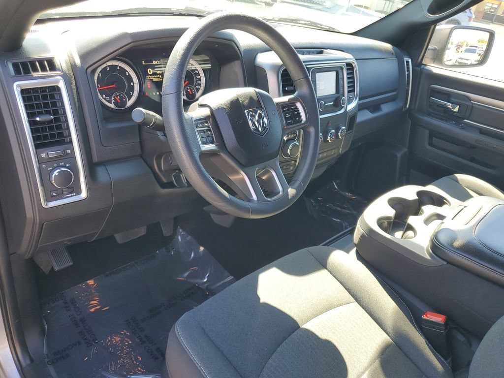 Used 2024 RAM 1500 Classic Warlock AWD/4WD image 6