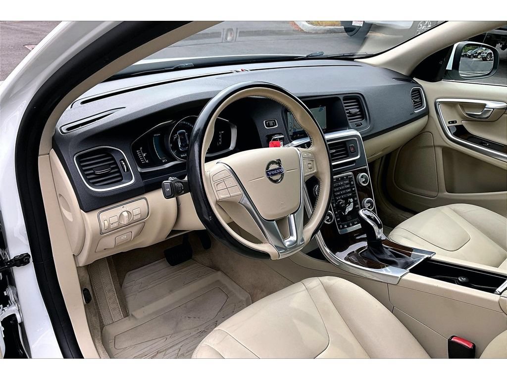 Used 2015 Volvo V60 T5 Premier FWD image 14