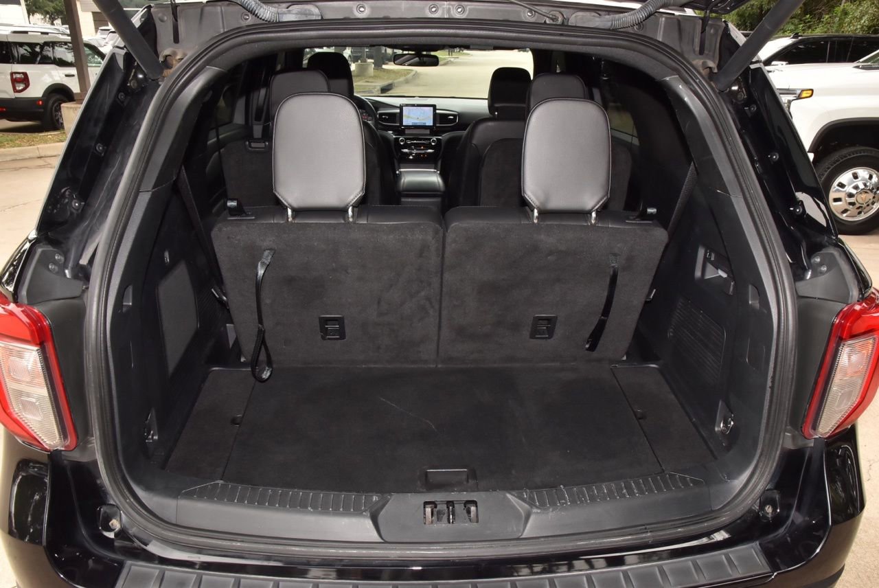 Certified 2023 Ford Explorer ST-Line w/ Class IV Trailer Tow Package RWD image 36