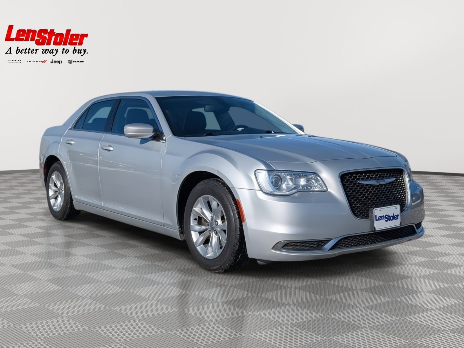 Used 2019 Chrysler 300 Touring image 7