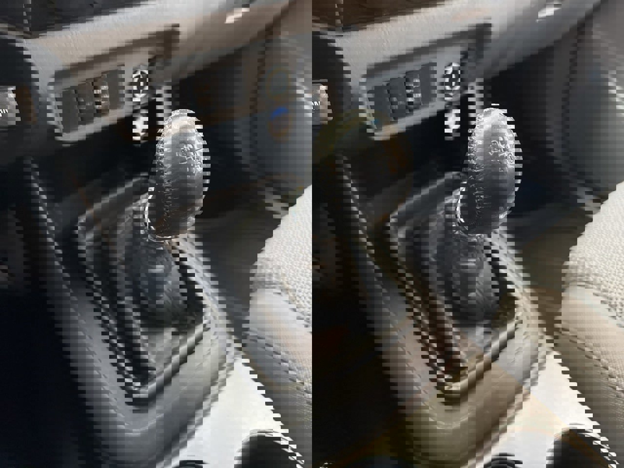 Used 2015 Toyota Tacoma 4x4 Double Cab image 28