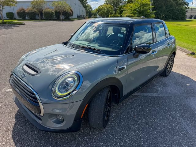 Used 2021 MINI Cooper 4-Door Hardtop w/ 6.5" Touchscreen Package FWD image 6