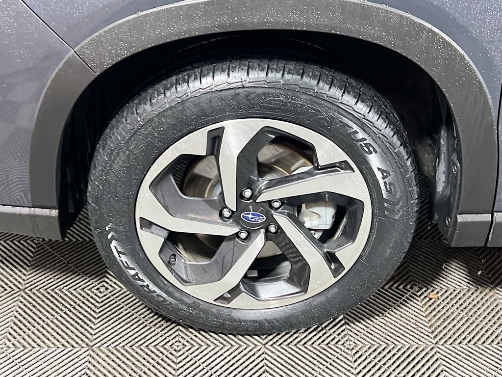 Used 2022 Subaru Forester Touring w/ Popular Package #2 image 28