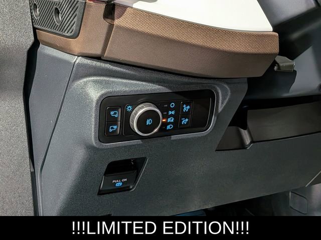 Used 2023 Ford Bronco Heritage Edition AWD/4WD image 14