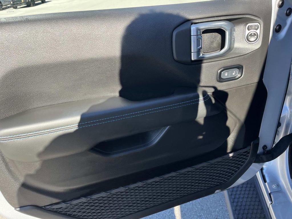 Used 2024 Jeep Wrangler High Altitude image 24