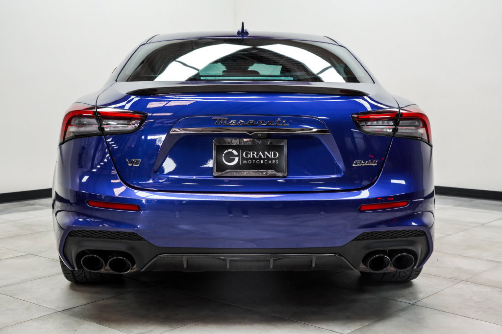 Used 2022 Maserati Ghibli Trofeo RWD image 10