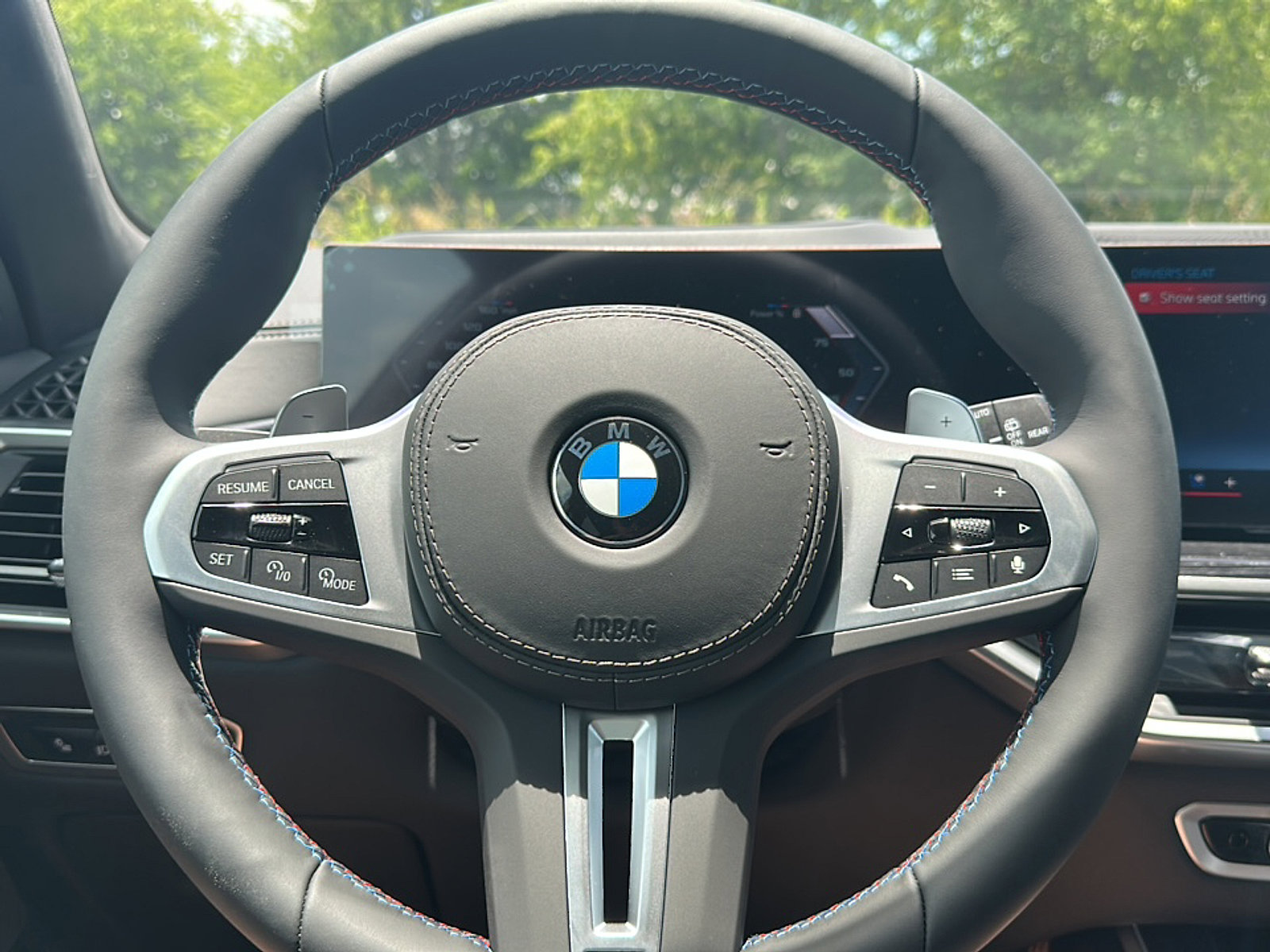 New 2026 BMW X7 M60i image 17