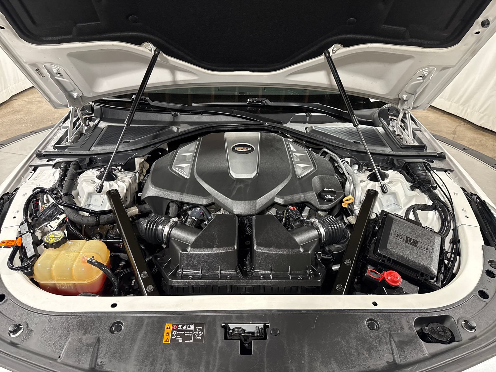 Used 2018 Cadillac CT6 Platinum AWD/4WD image 26