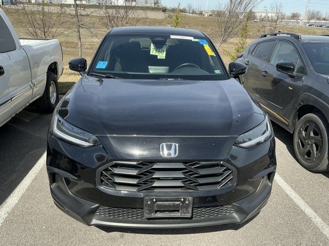 Used 2025 Honda HR-V Sport image 2