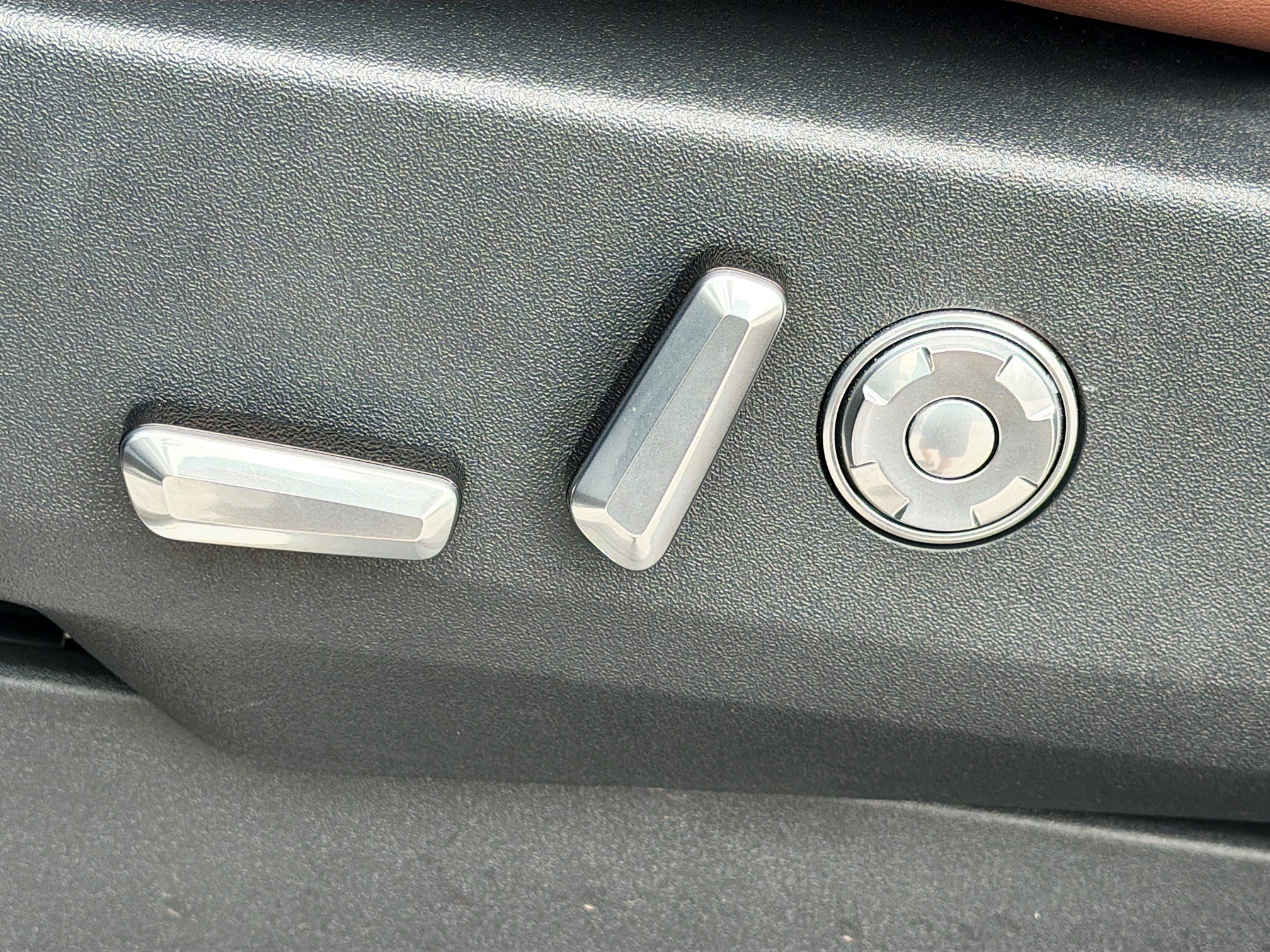 Used 2025 Lincoln Navigator L Reserve image 26