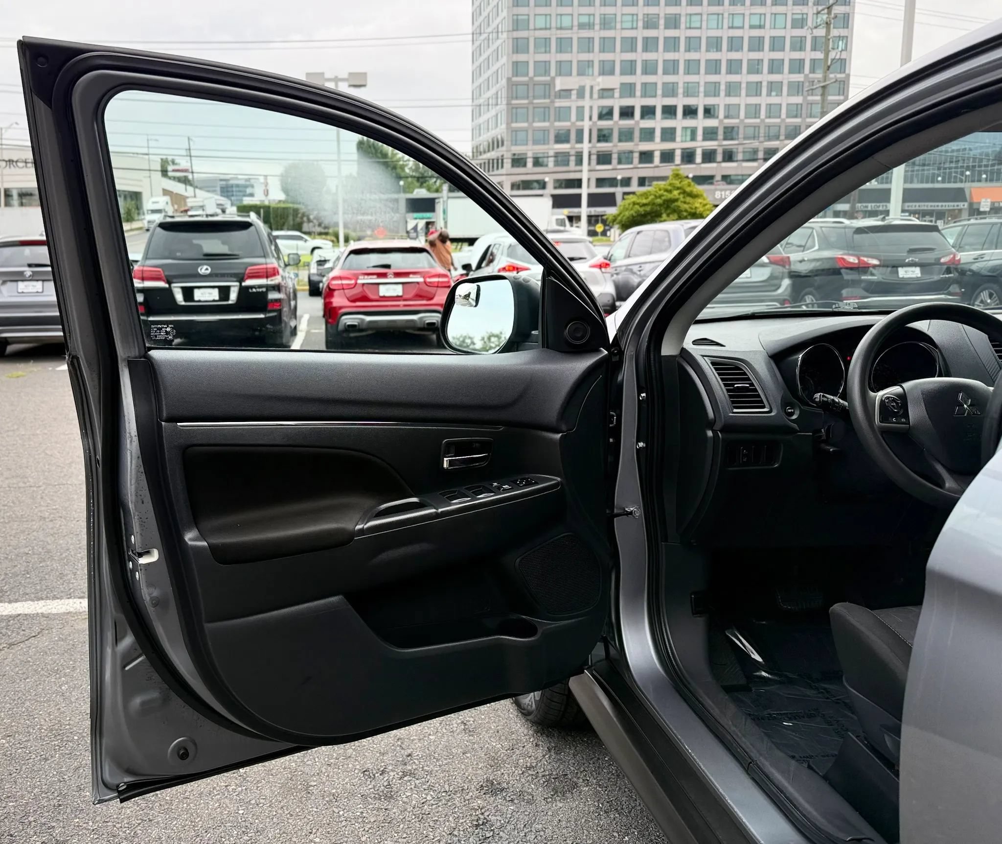 Used 2022 Mitsubishi Outlander Sport SE AWD/4WD image 9