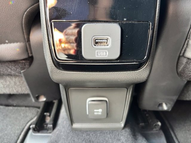 New 2026 Jeep Compass Latitude AWD/4WD image 18