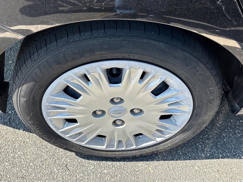 Used 2014 Ford Fiesta S image 6