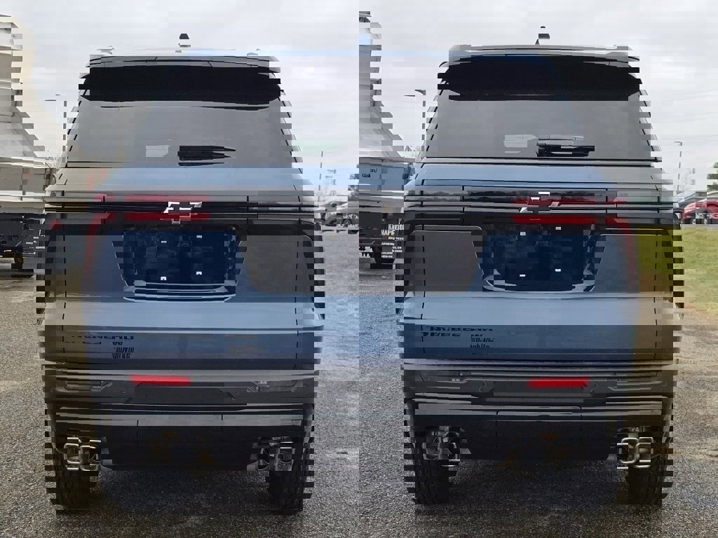 New 2026 Chevrolet Traverse LT w/ Midnight/Sport Edition image 12