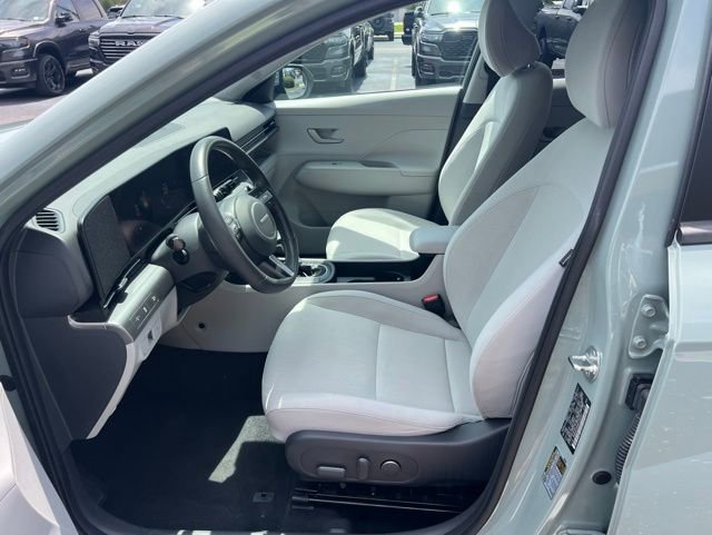 Used 2024 Hyundai Kona SEL AWD/4WD image 7