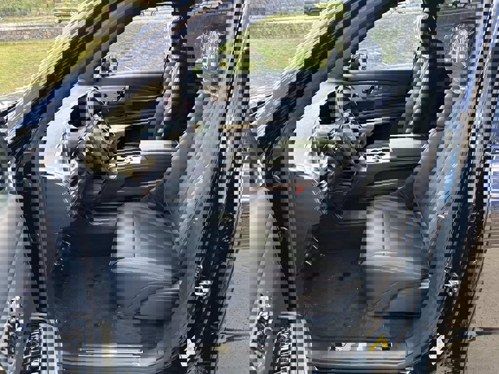 New 2026 Cadillac Vistiq Luxury image 8