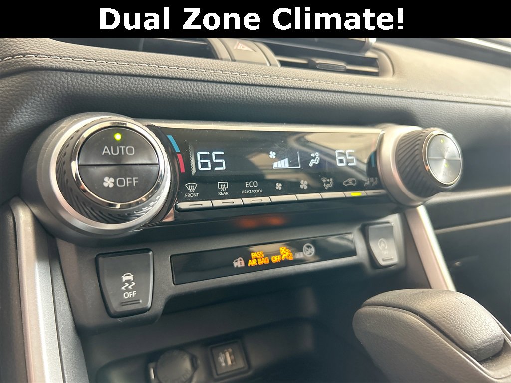 Used 2024 Toyota RAV4 XLE image 29