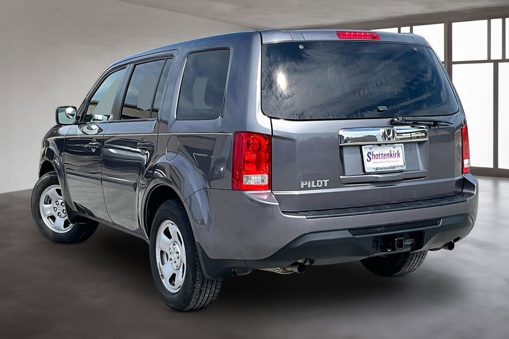 Used 2015 Honda Pilot LX image 4