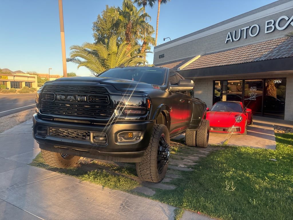 Used 2022 RAM 3500 Limited image 5