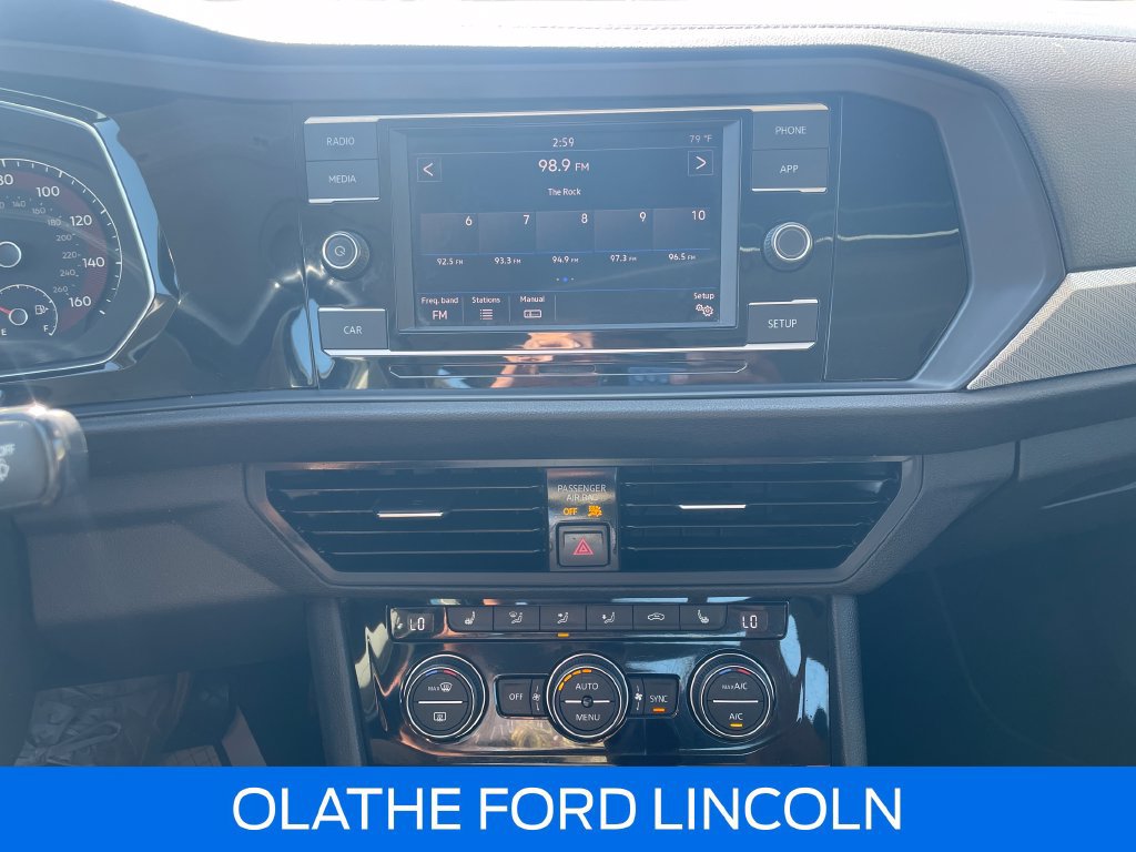 Used 2019 Volkswagen Jetta SE FWD image 22
