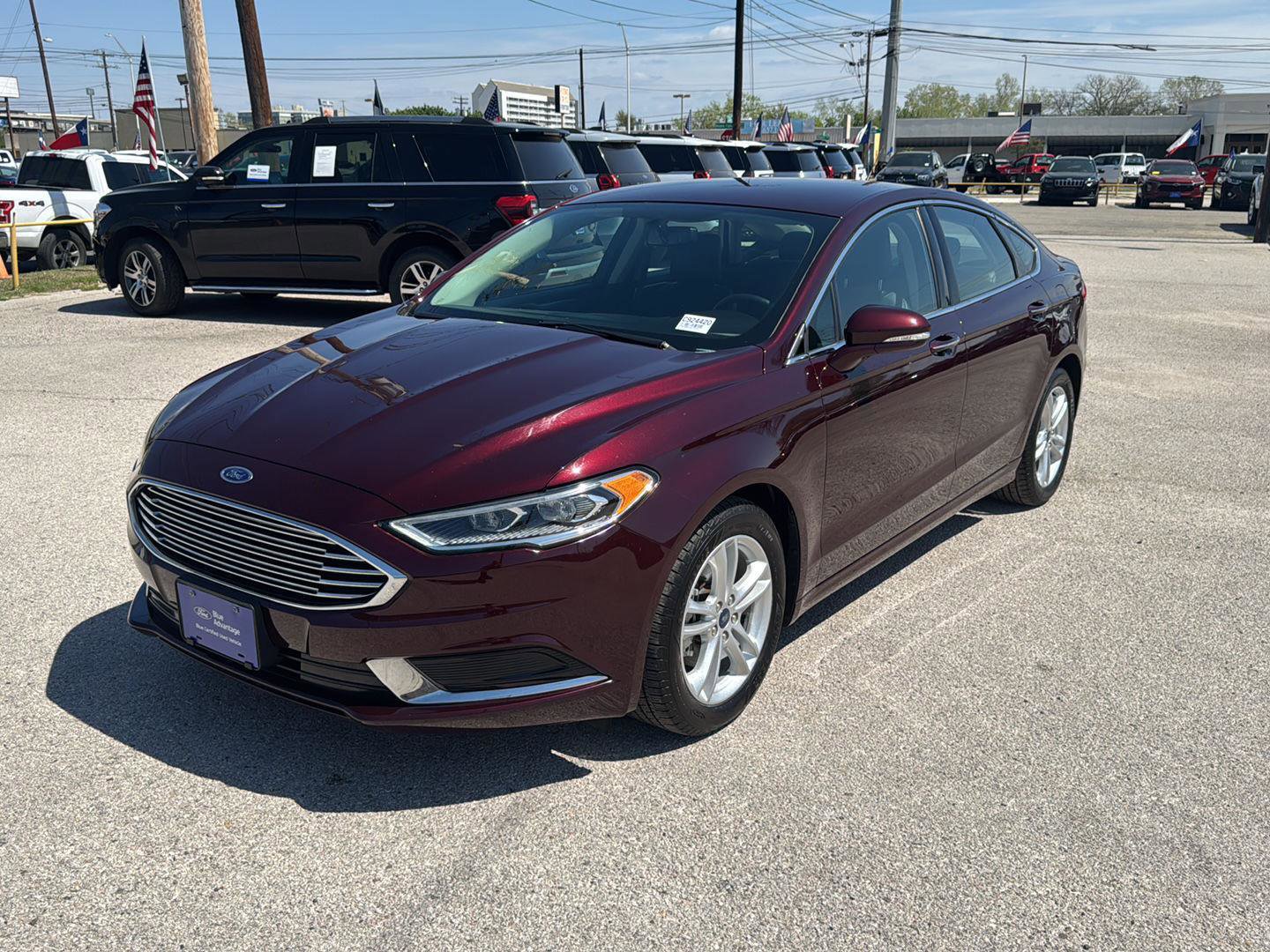 Used 2018 Ford Fusion SE image 3