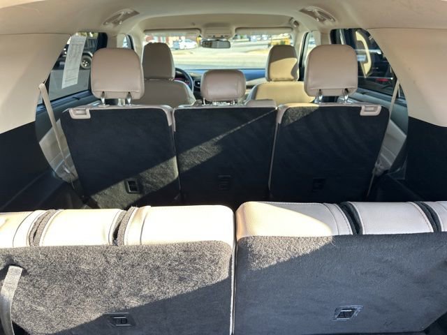 Used 2024 Ford Explorer Limited image 6