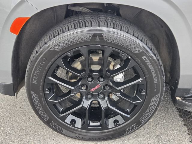 Used 2023 GMC Yukon XL SLT image 17