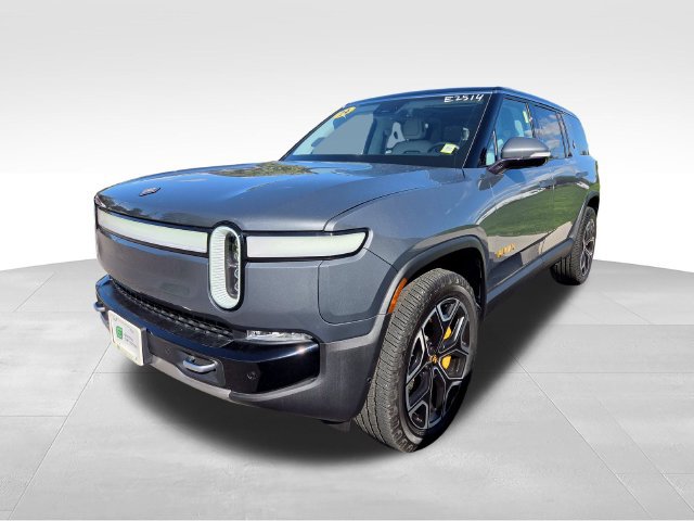 Used 2024 Rivian R1S Adventure Quad AWD/4WD image 3