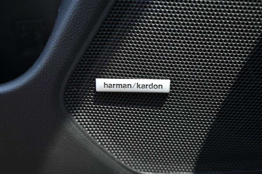 Used 2017 Subaru Legacy 3.6R Limited image 23