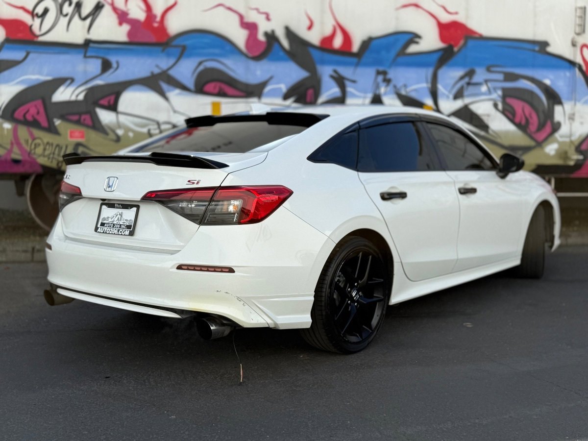 Used 2023 Honda Civic Si image 3