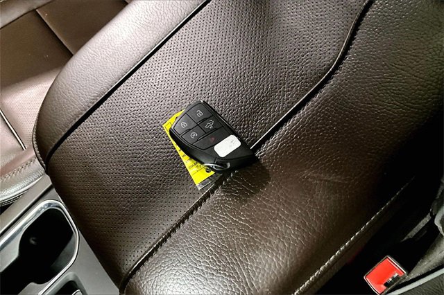 Used 2023 GMC Sierra 1500 Denali w/ Denali Reserve Package image 30