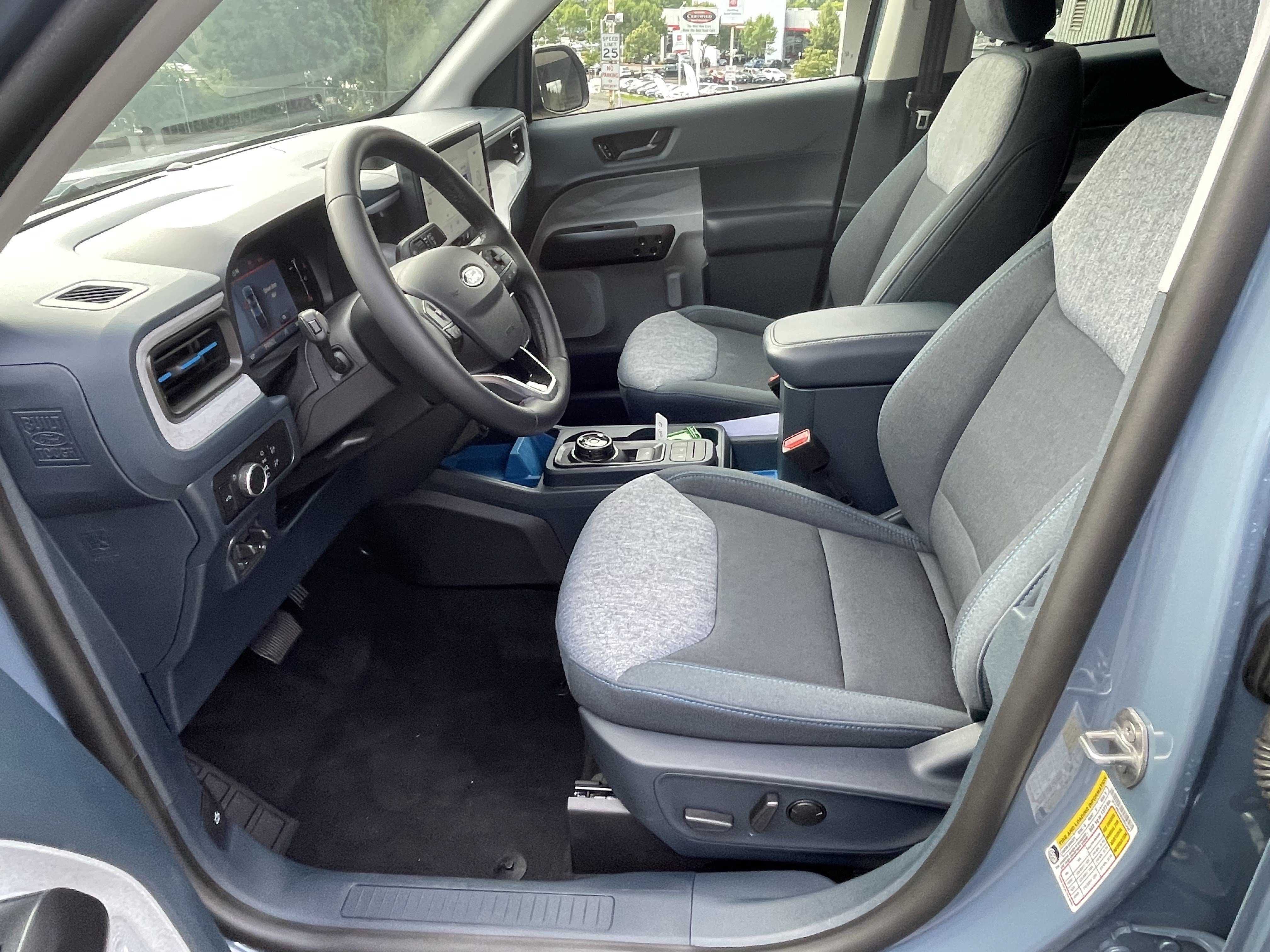 Used 2025 Ford Maverick XLT w/ XLT Luxury Package AWD/4WD image 11