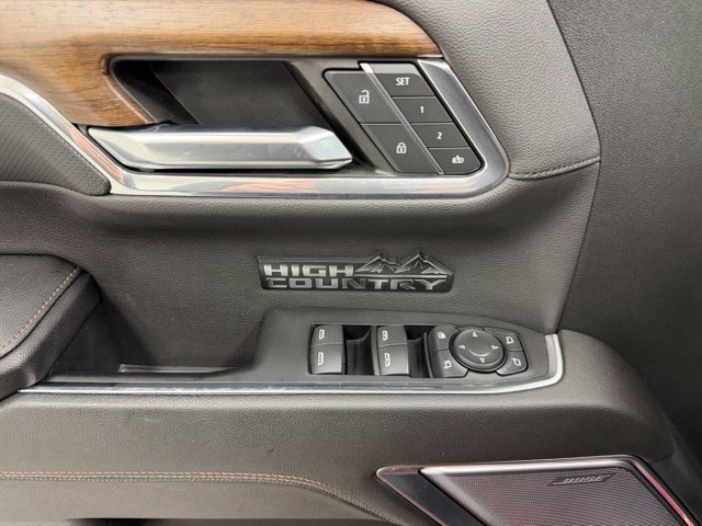 Certified 2023 Chevrolet Silverado 1500 High Country w/ Technology Package AWD/4WD image 19