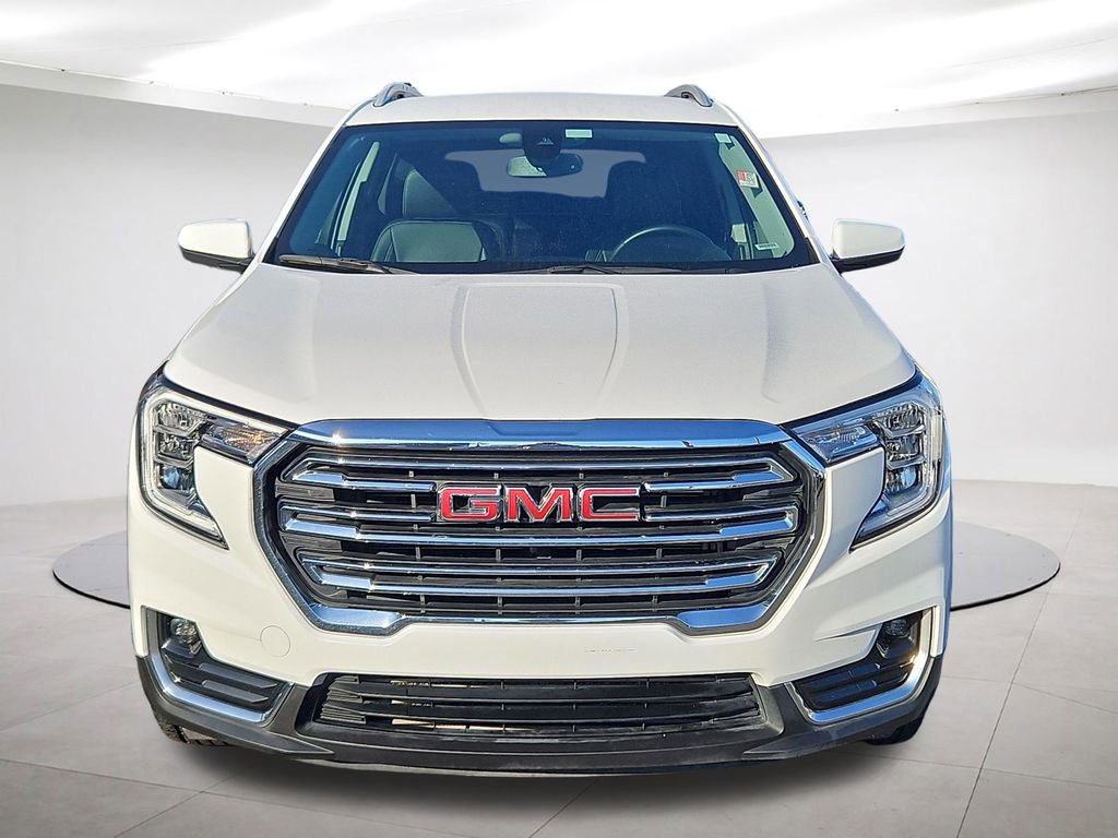 Used 2024 GMC Terrain SLT video 2