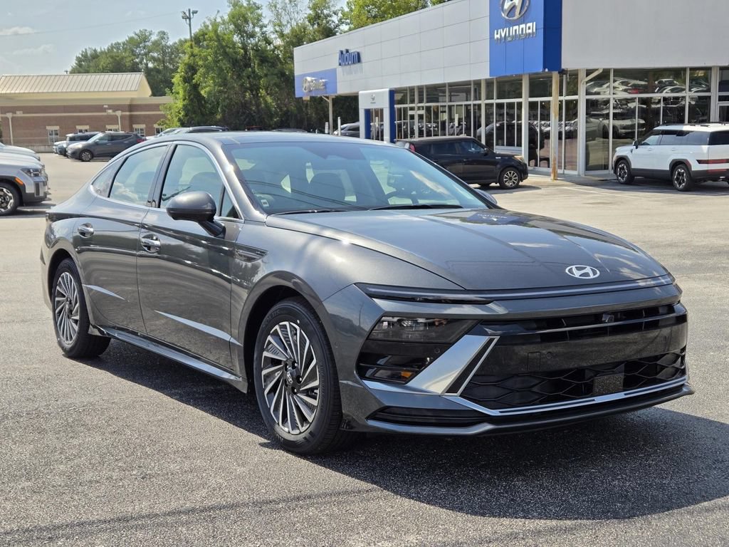 New 2026 Hyundai Sonata Limited FWD image 1