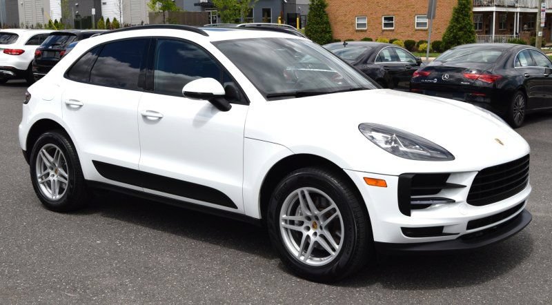 Used 2019 Porsche Macan AWD/4WD image 11
