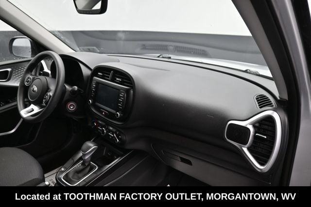 Used 2021 Kia Soul LX FWD image 8