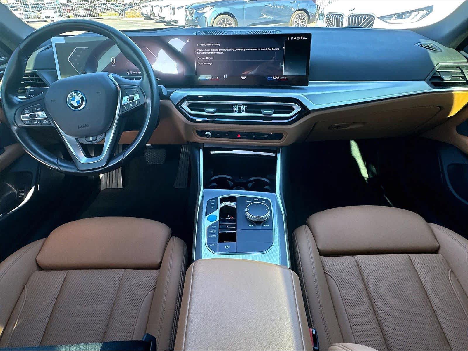 Used 2023 BMW i4 eDrive40 RWD image 9