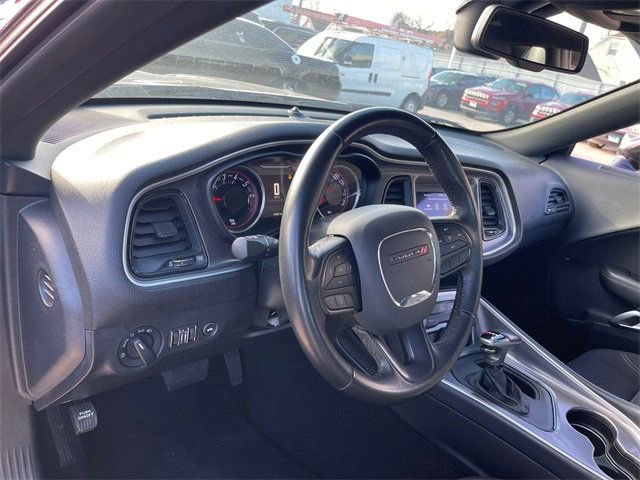Used 2021 Dodge Challenger SXT image 8