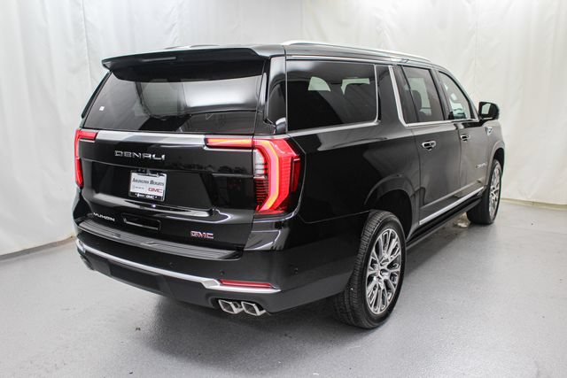 New 2026 GMC Yukon XL Denali w/ Denali Reserve Package AWD/4WD image 8