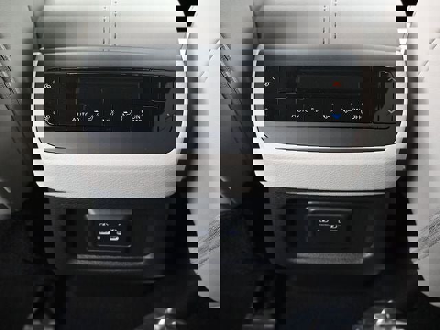 New 2026 Nissan Pathfinder SL image 25