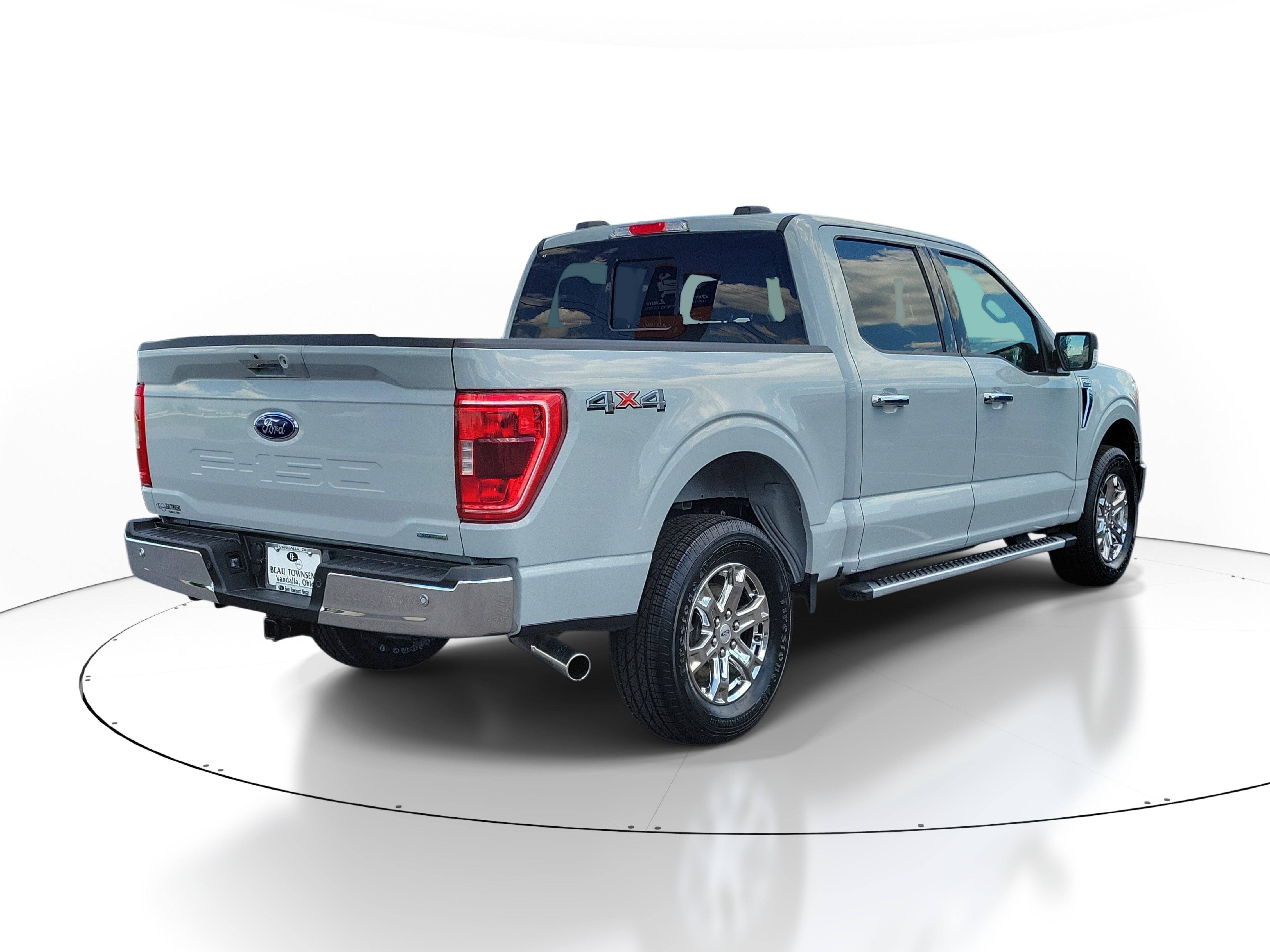Used 2023 Ford F150 XLT w/ Equipment Group 302A High AWD/4WD image 4