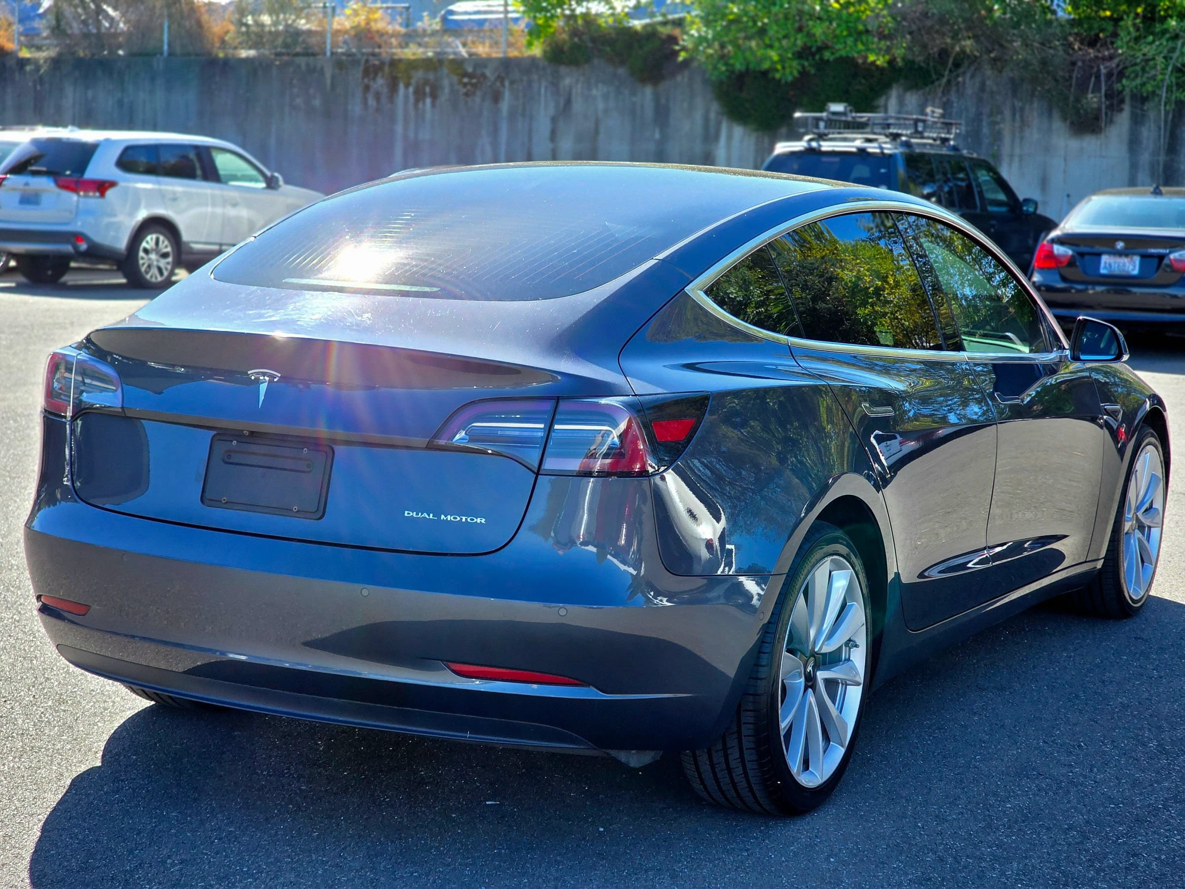 Used 2019 Tesla Model 3 Long Range AWD/4WD image 14